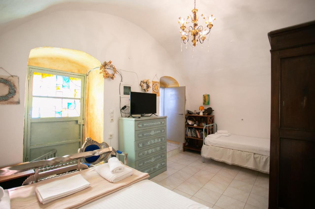 Charouda Country House Pyrgos Dirou Exterior photo